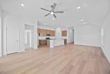 113 Malibu - Photo 5
