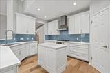 5301 Deerwood Ln - Photo 10