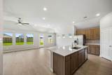 108 Melrose St - Photo 4
