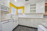 2808 Thrushwood Dr - Photo 3