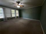 805 Howard St - Photo 14