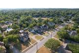805 Howard St - Photo 2