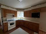 805 Howard St - Photo 9
