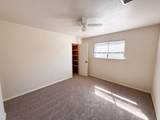 505 Cambridge - Photo 16