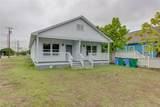 412 Booth St - Photo 2