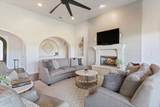 2501 Woodbine Cir - Photo 14