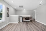 28099 Fm 2670 - Photo 14