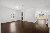 2215 Mccombs St - Photo 9