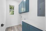504 Walker St - Photo 10