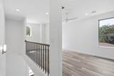504 Walker St - Photo 18