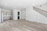 504 Walker St - Photo 7
