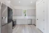 504 Walker St - Photo 8