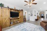 7903 Mozart St - Photo 10