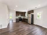 904 Austin St - Photo 2