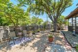 1184 Waller St - Photo 18