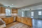 609 Dickson St - Photo 3