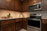 548 Circleview Dr - Photo 3