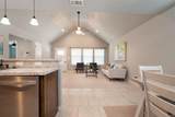 548 Circleview Dr - Photo 6