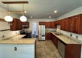 1402 Mardell St - Photo 2