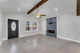 1706 Redwood Dr - Photo 4