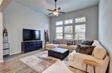 321 Dancing Oak Ln - Photo 5