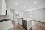156 Hornet St - Photo 4