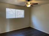 809 Plumpton Dr - Photo 9