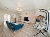 4404 Captain Dr - Photo 4