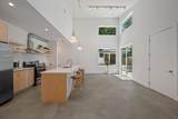 508 Capitol Dr - Photo 12
