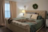 527 Hendelson Ln - Photo 4