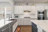 1174 Grant Wood Ave - Photo 17