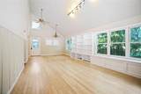 2716 22nd St - Photo 2