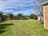 307 Mustang Ave - Photo 3