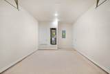 410 Avenue C - Photo 27