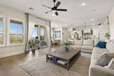 2000 Mazarro Dr - Photo 3