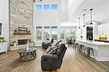 225 Lotti Ln - Photo 6