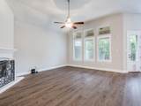 836 Richardson Ln - Photo 6