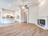 836 Richardson Ln - Photo 7