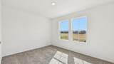210 Salkeld Dr - Photo 32