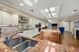 713 Mariner - Photo 12