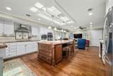 713 Mariner - Photo 13