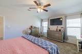 302 Paddock Ln - Photo 18