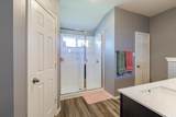 302 Paddock Ln - Photo 19