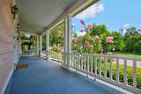 812 10th St - Photo 3