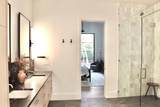 6102 Forest Hills Dr - Photo 17