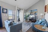 111 Comanche Pt - Photo 4