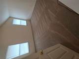 643 Hogan - Photo 8