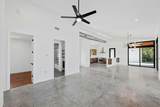 1802 Man O War Dr - Photo 5