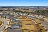 1209 Bluewood Bnd - Photo 32