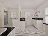 2412 Jarratt Ave - Photo 17